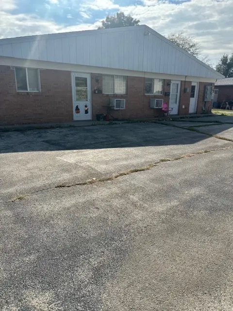 1508 Woods AVE, Normal, IL 61761