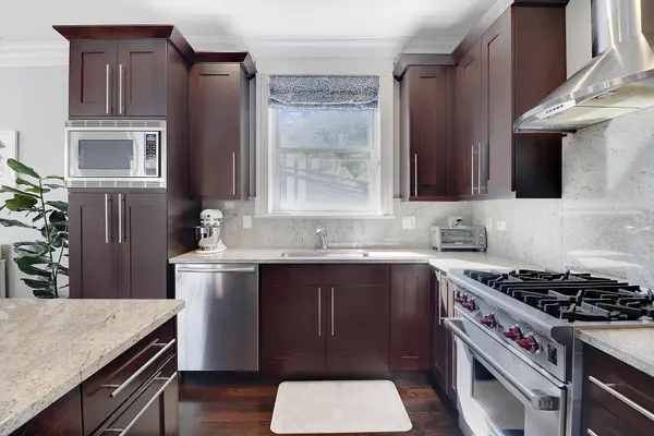 2014 N Seminary AVE #2, Chicago, IL 60614