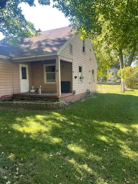 307 Jefferson AVE, Big Rock, IL 60511