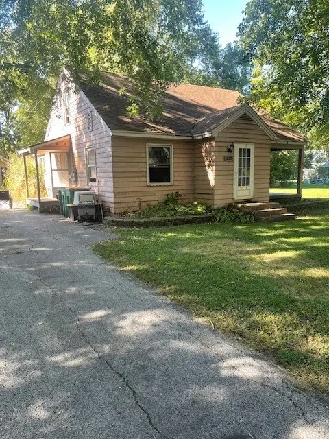 307 Jefferson AVE, Big Rock, IL 60511