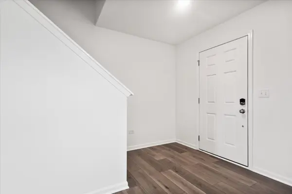 1759 Breton AVE, North Aurora, IL 60542
