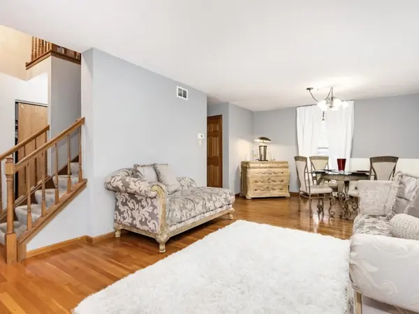1125 Cathy DR, Joliet, IL 60431