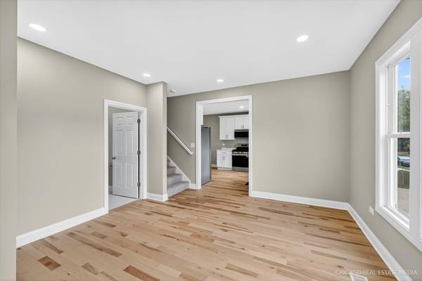 102 Center ST, Algonquin, IL 60102