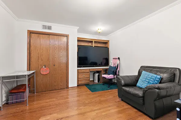 8036 Blarney RD, Tinley Park, IL 60477