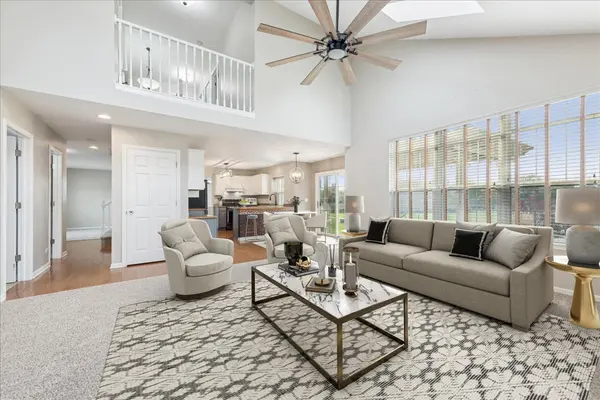 11805 Blue Bayou DR, Huntley, IL 60142