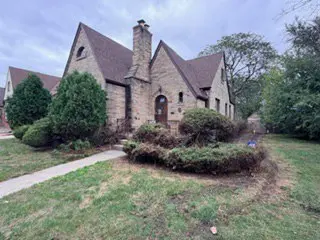 106 Forestdale Pkwy, Calumet City, IL 60409