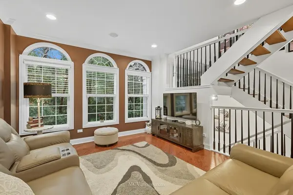 2628 Blakely LN, Naperville, IL 60540