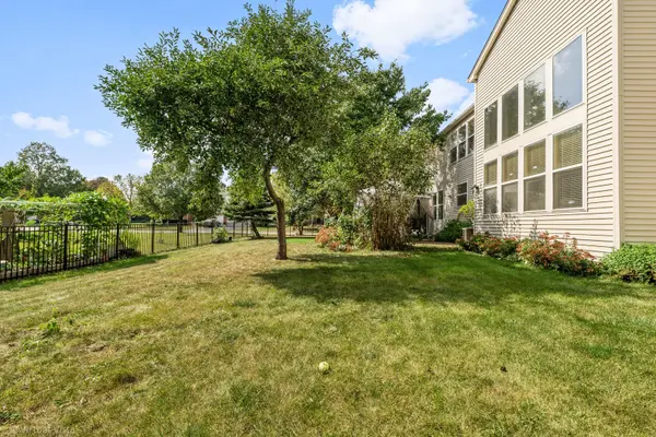 24731 Woodstock DR, Plainfield, IL 60585