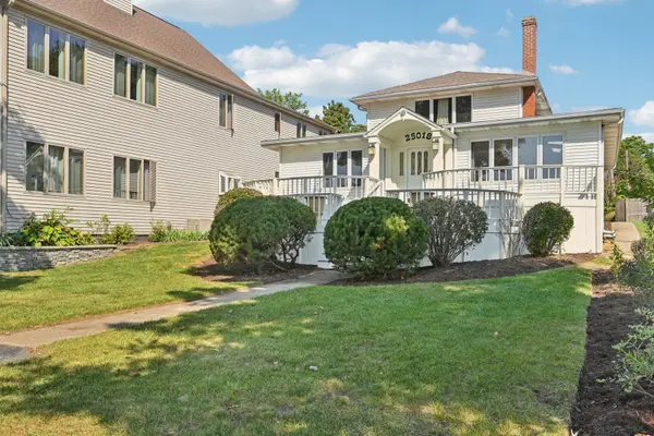 25018 W Lake Shore DR, Ingleside, IL 60041