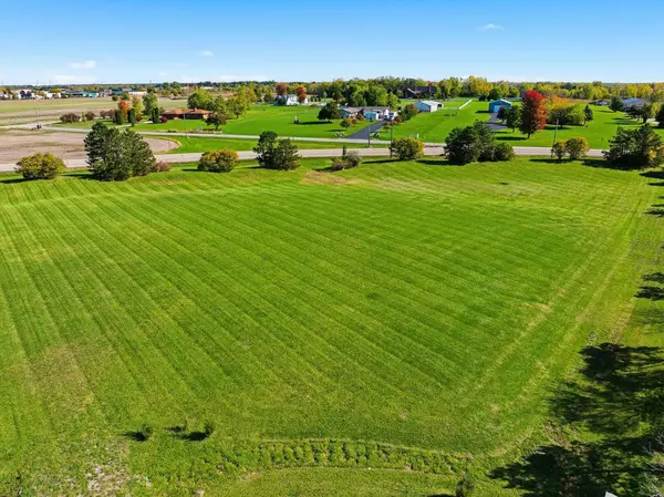 12 W Connie CT, Frankfort, IL 60423