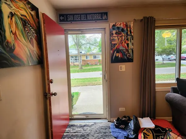 2246 Alta Vista DR, Waukegan, IL 60087