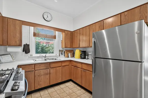 347 Florence AVE, Evanston, IL 60202