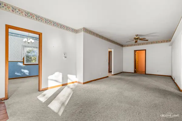 46W028 Granart RD, Big Rock, IL 60511