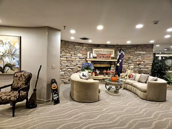 1400 N Yarmouth PL #315, Mount Prospect, IL 60056