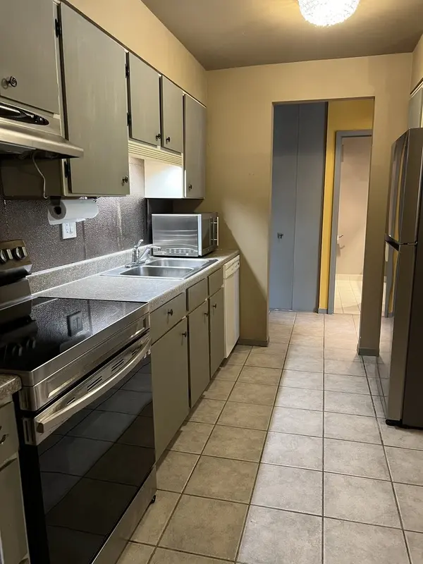 1505 E Central RD #303A, Arlington Heights, IL 60005