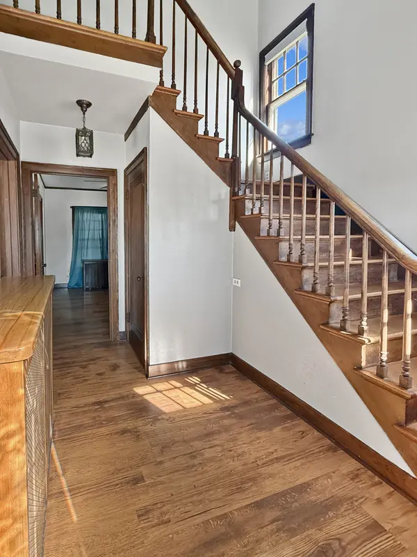60 E 162nd ST, South Holland, IL 60473