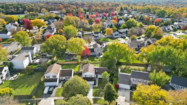 105 Canton LN, Streamwood, IL 60107