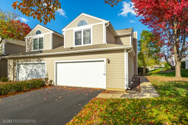 2342 Hamilton PL, Schaumburg, IL 60194