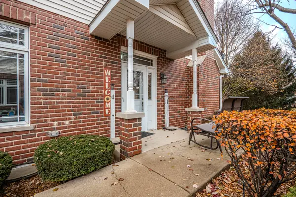 18808 Foxglove LN, Mokena, IL 60448