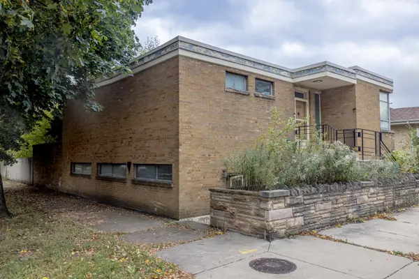 2223 E 83rd ST, Chicago, IL 60617