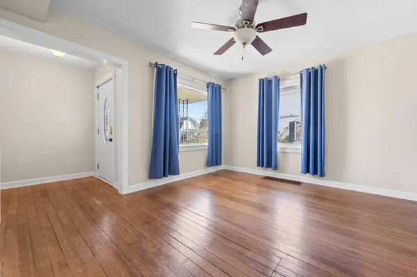 325 Henry ST, Burlington, WI 53105