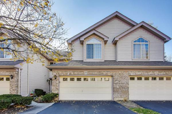 1576 N Saint Marks PL, Palatine, IL 60067