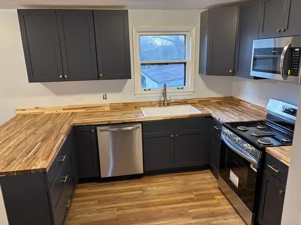 12807 Mozart ST, Blue Island, IL 60406