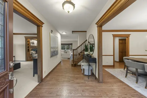 2S540 Madison ST, Warrenville, IL 60555