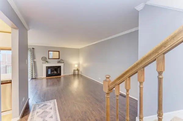 1631 Southampton CT, Wheaton, IL 60189