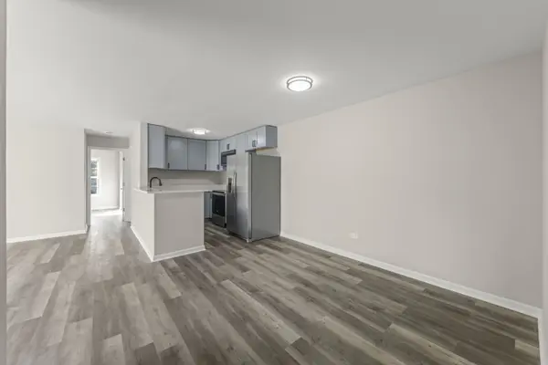 499 Park ST #2D, Bensenville, IL 60106