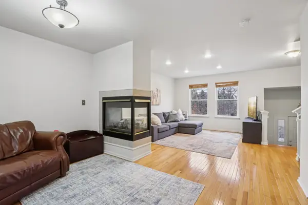 3 W Big Horn DR, Hainesville, IL 60073
