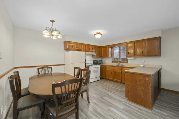 229 Hillcrest AVE #A, Yorkville, IL 60560