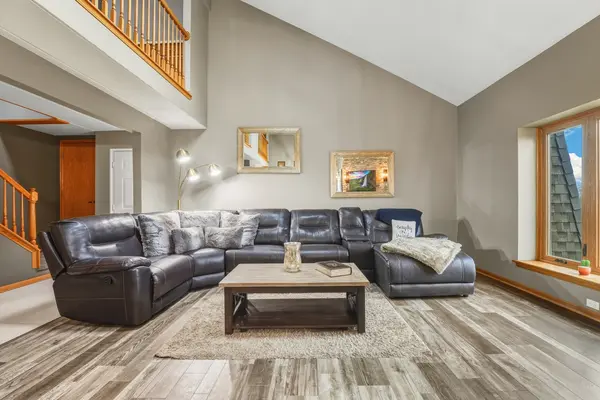 7805 W 157th ST #2S, Orland Park, IL 60462
