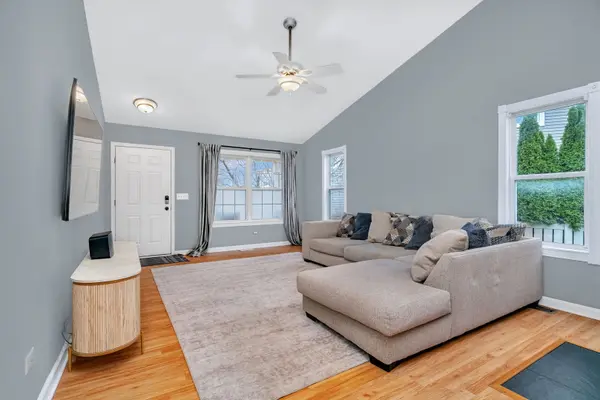 1605 Heritage Pointe CT, Plainfield, IL 60586