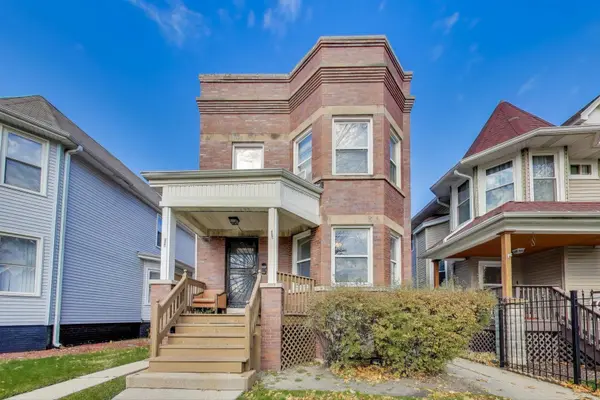 5928 W Walton ST, Chicago, IL 60651