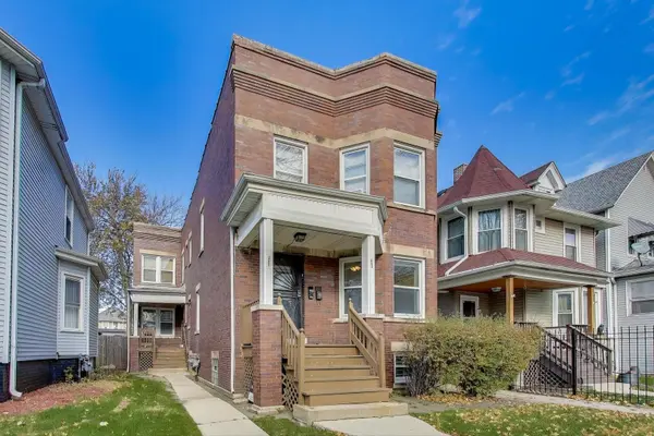 5928 W Walton ST, Chicago, IL 60651