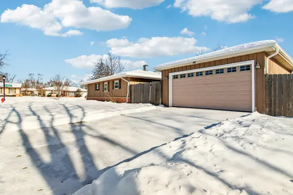 231 TOWER LN, Elk Grove Village, IL 60007