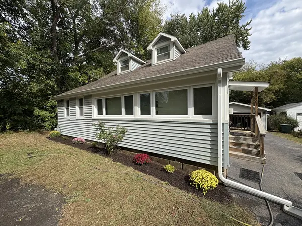 3608 Long AVE, Johnsburg, IL 60051