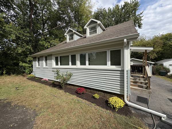 3608 Long AVE, Johnsburg, IL 60051