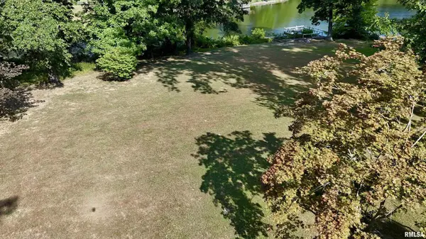 00 E SUNNYSIDE LN, Benton, IL 62812
