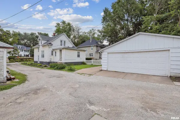 2510 PERSHING AVE, Davenport, IA 52803