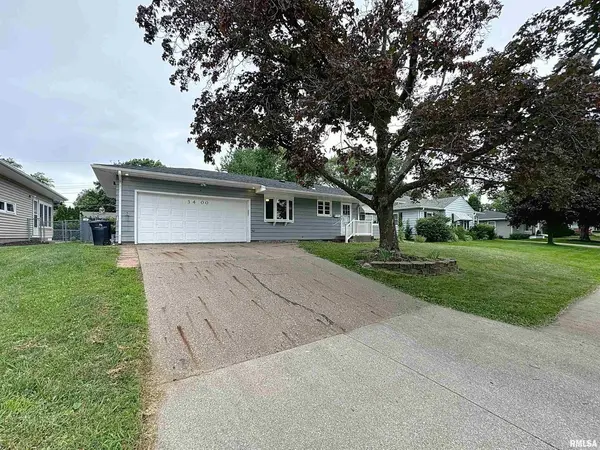 3400 36TH ST, Rock Island, IL 61201-6527