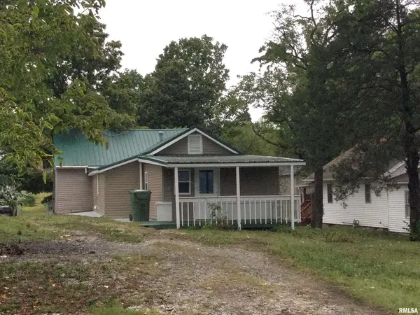 110 EAST AVE, Anna, IL 62906