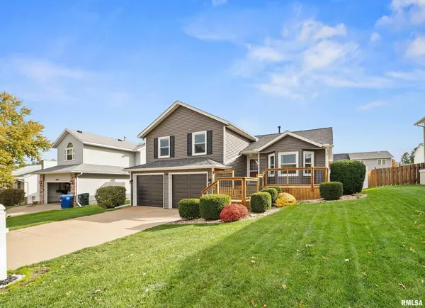 6121 JEBENS AVE, Davenport, IA 52806