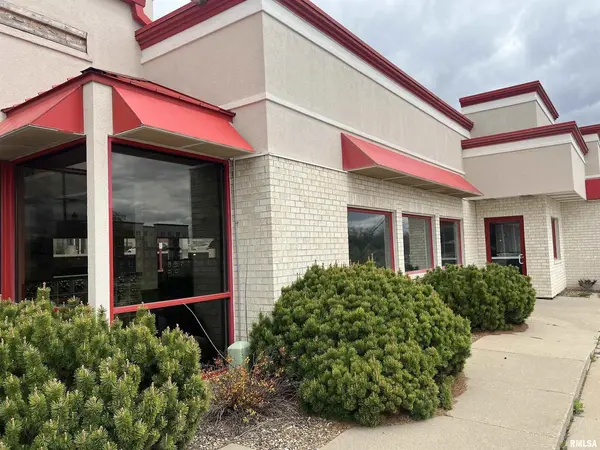 801 1ST AVE, Coralville, IA 52241