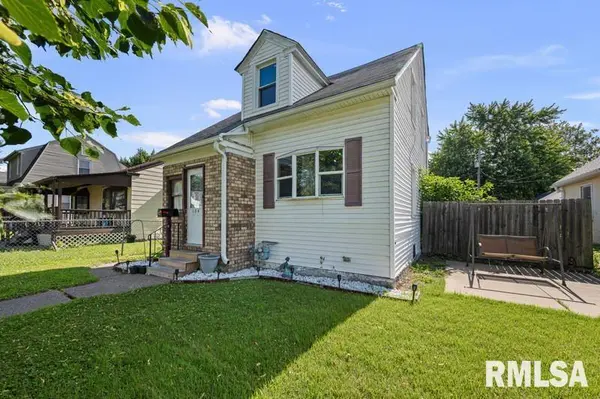 129 S BIRCHWOOD AVE, Davenport, IA 52802