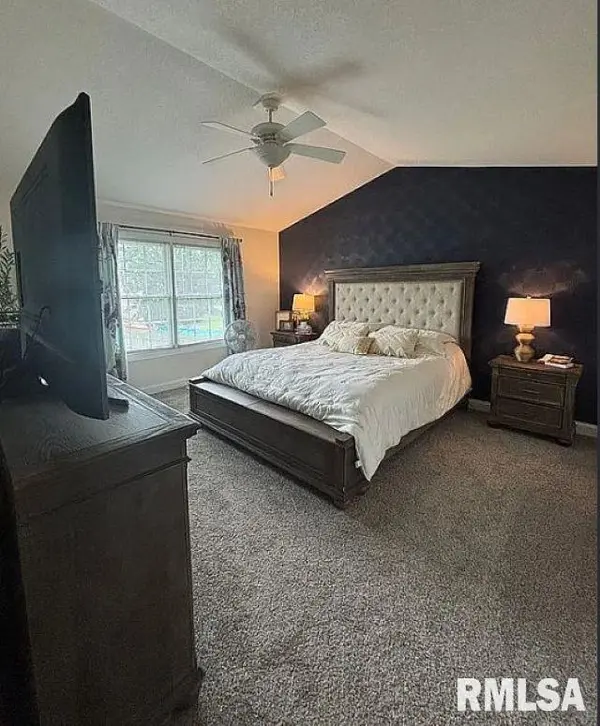 925 S 3RD ST, Eldridge, IA 52748