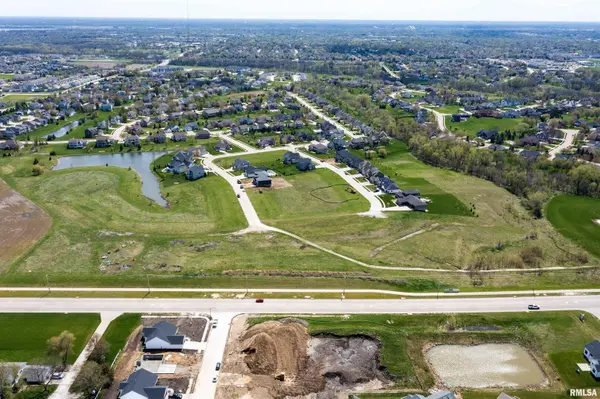 lot 16 BLACKBIRD CIR, Bettendorf, IA 52722