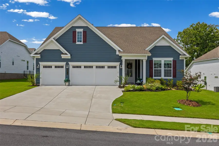 8019 Longwaters CT, York, SC 29745