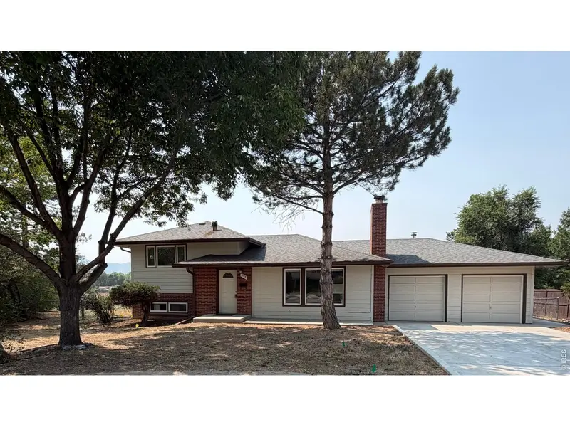 1925 S Crestmore, Fort Collins, CO 80521